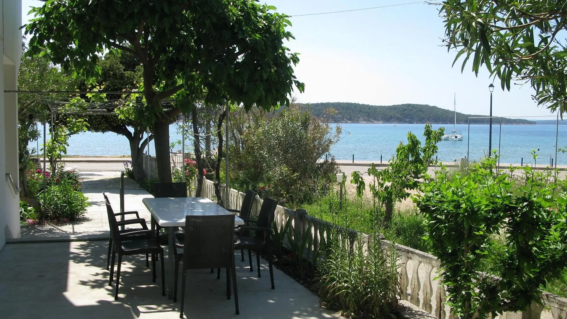Apartments Ivica Barbat na Rabu 0*,